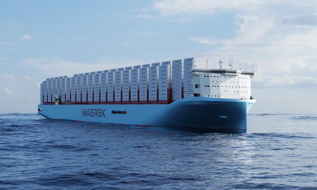 Maersk Minder: The Sexiest Way to Spend Your Time